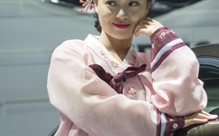 久久久国产精华液2024特点